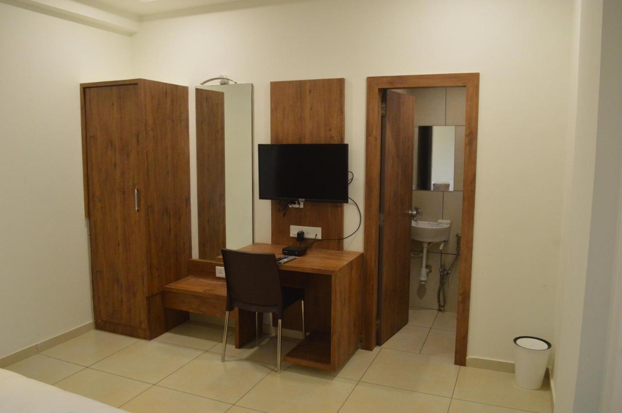 Veraval Hotel Revive מראה חיצוני תמונה